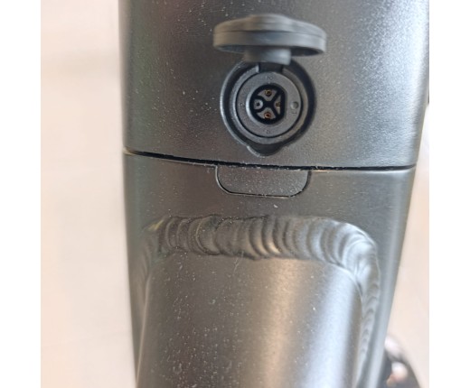 CARICABATTERIE ROADSTER NUOVO