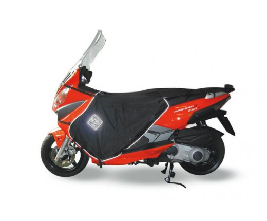 Termoscud coprigambe scooter Tucano R029